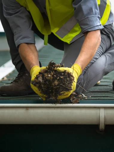 Gutter Cleaning In Fairfield County